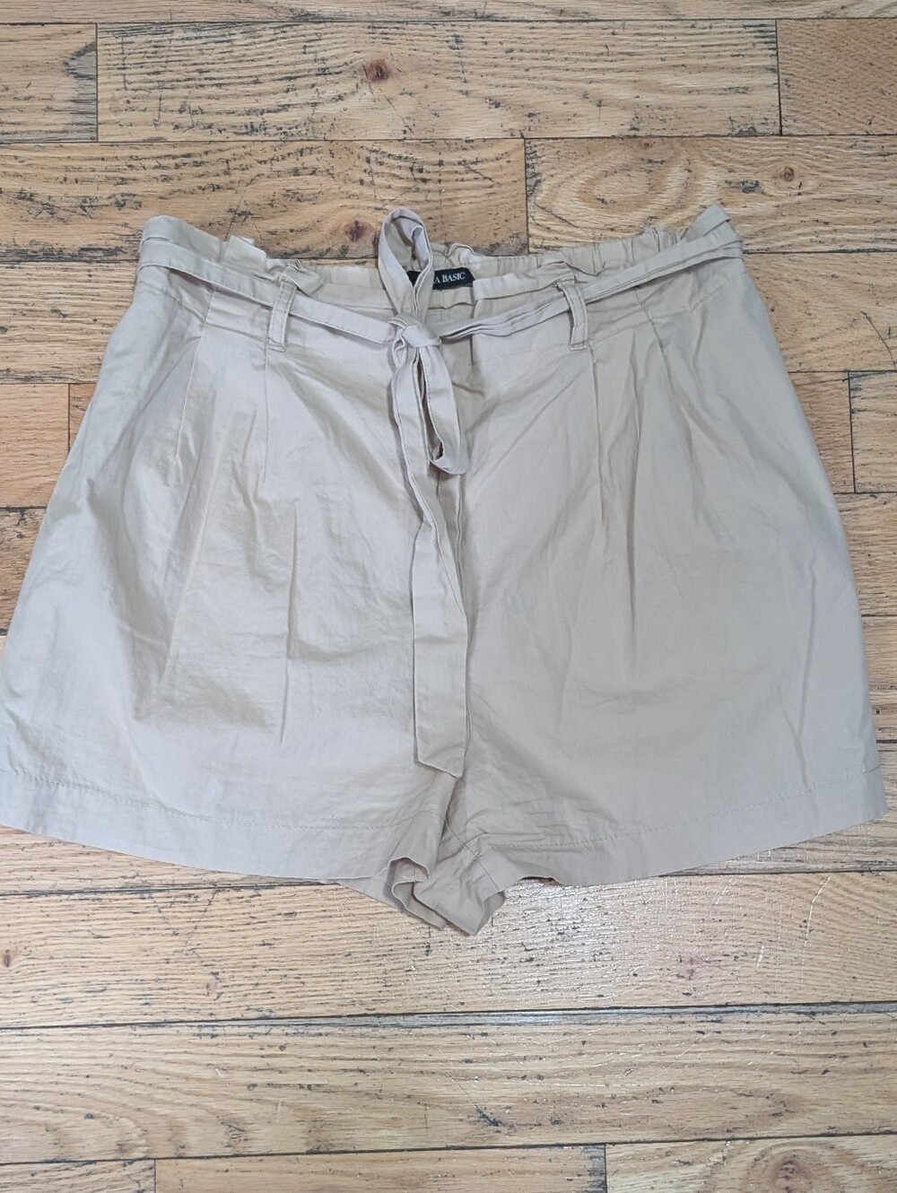 EUC Zara Paperbag Shorts with Tie Belt Medium
